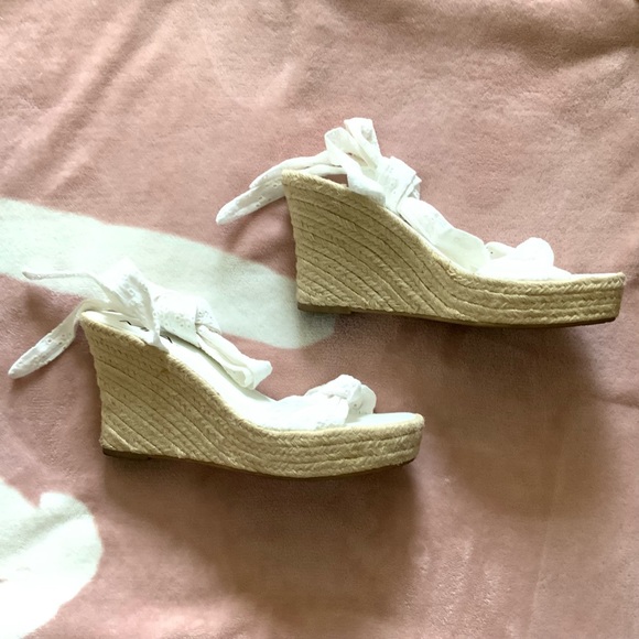 Women’s Mia White Tie Up Wedges Size 8.5 - Picture 3 of 4